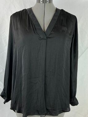 Vince Camuto Black V-Neck Long Sleeve Blouse